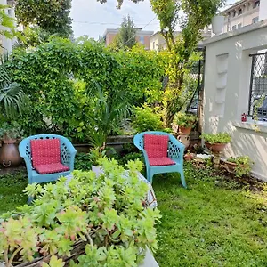 Alojamento de Acomodação e Pequeno-almoço Chez Martha, Verona